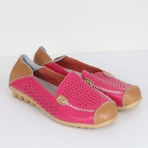 Venus Celia Pink Perforated Leather Slip On Flat Driving Loafers Sz 40